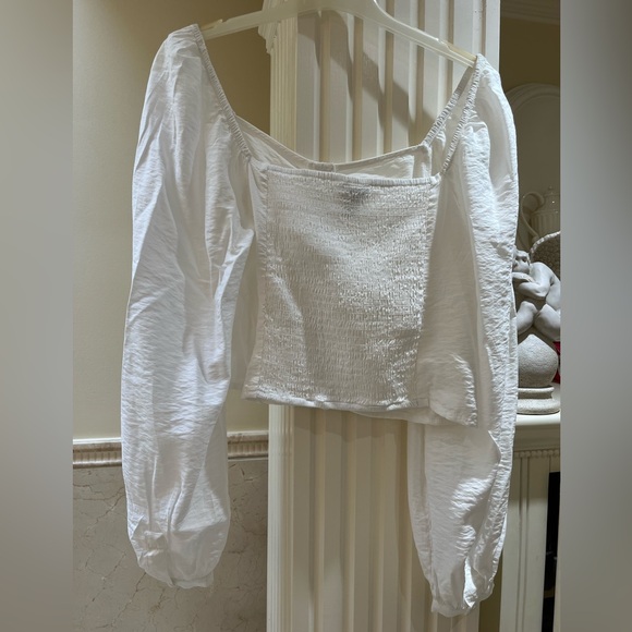 Women’s long sleeved peasant blouse, size M. - Picture 6 of 8